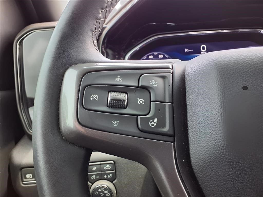 Used 2025 Chevrolet Silverado 2500 ZR2 AWD/4WD image 25