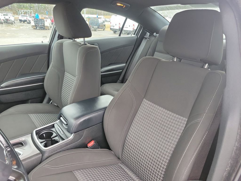 Used 2023 Dodge Charger SXT RWD image 24