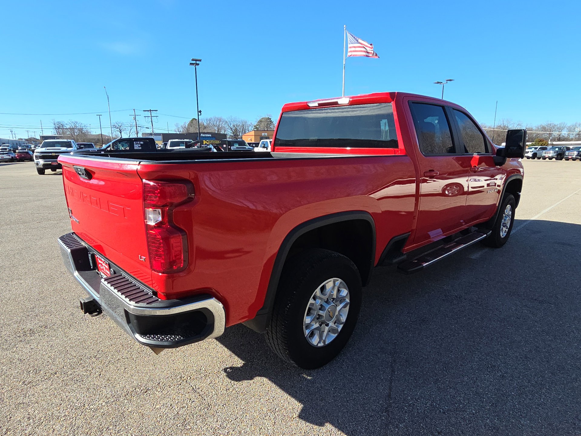 Certified 2022 Chevrolet Silverado 3500 LT w/ Convenience Package image 9