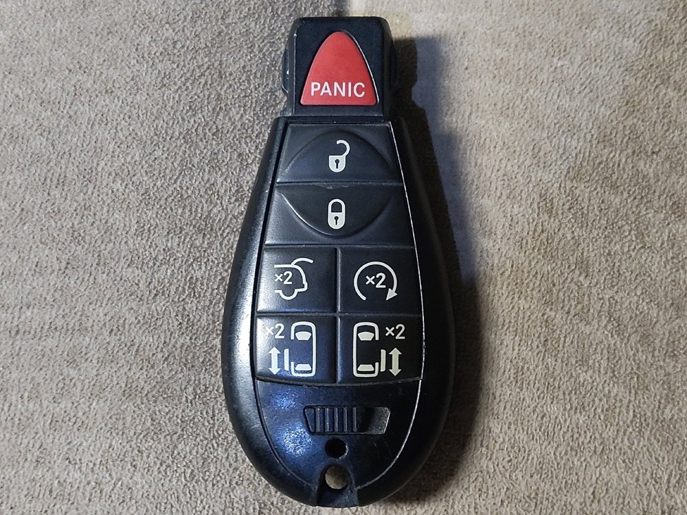 Used 2015 Dodge Grand Caravan SXT w/ UConnect Hands-Free Group image 32