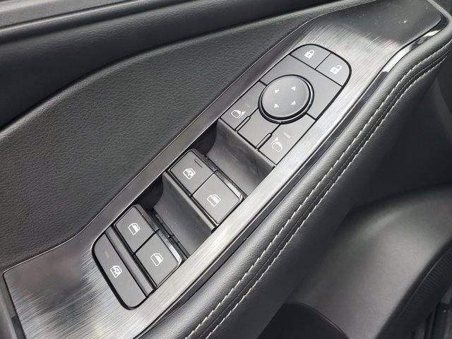 Used 2026 Nissan Rogue SV image 16