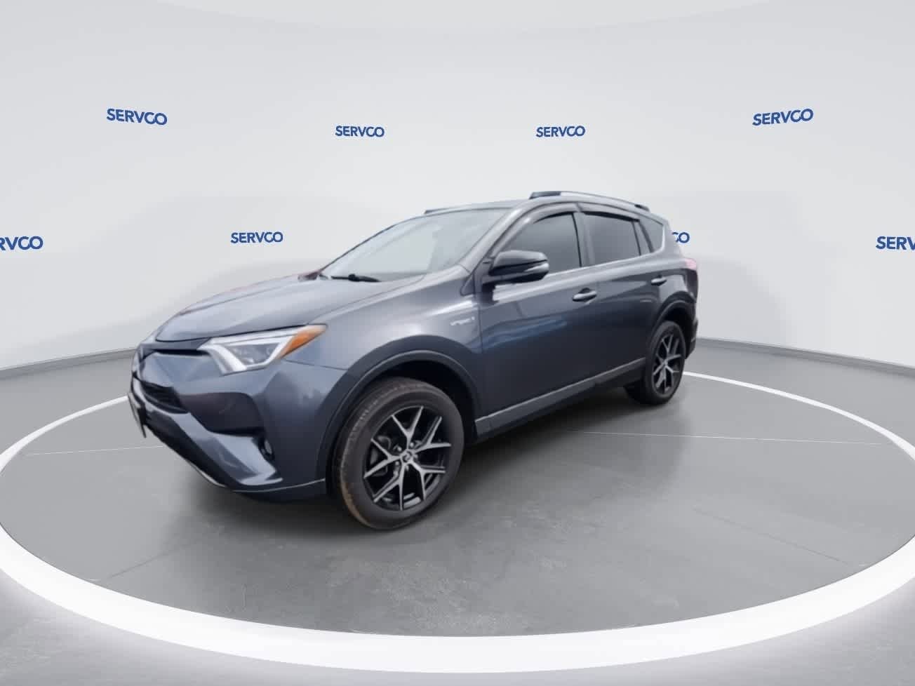 Used 2018 Toyota RAV4 SE AWD/4WD image 4