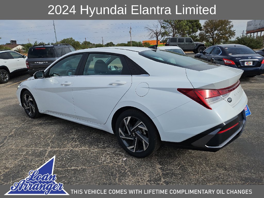 Used 2024 Hyundai Elantra Limited FWD image 8