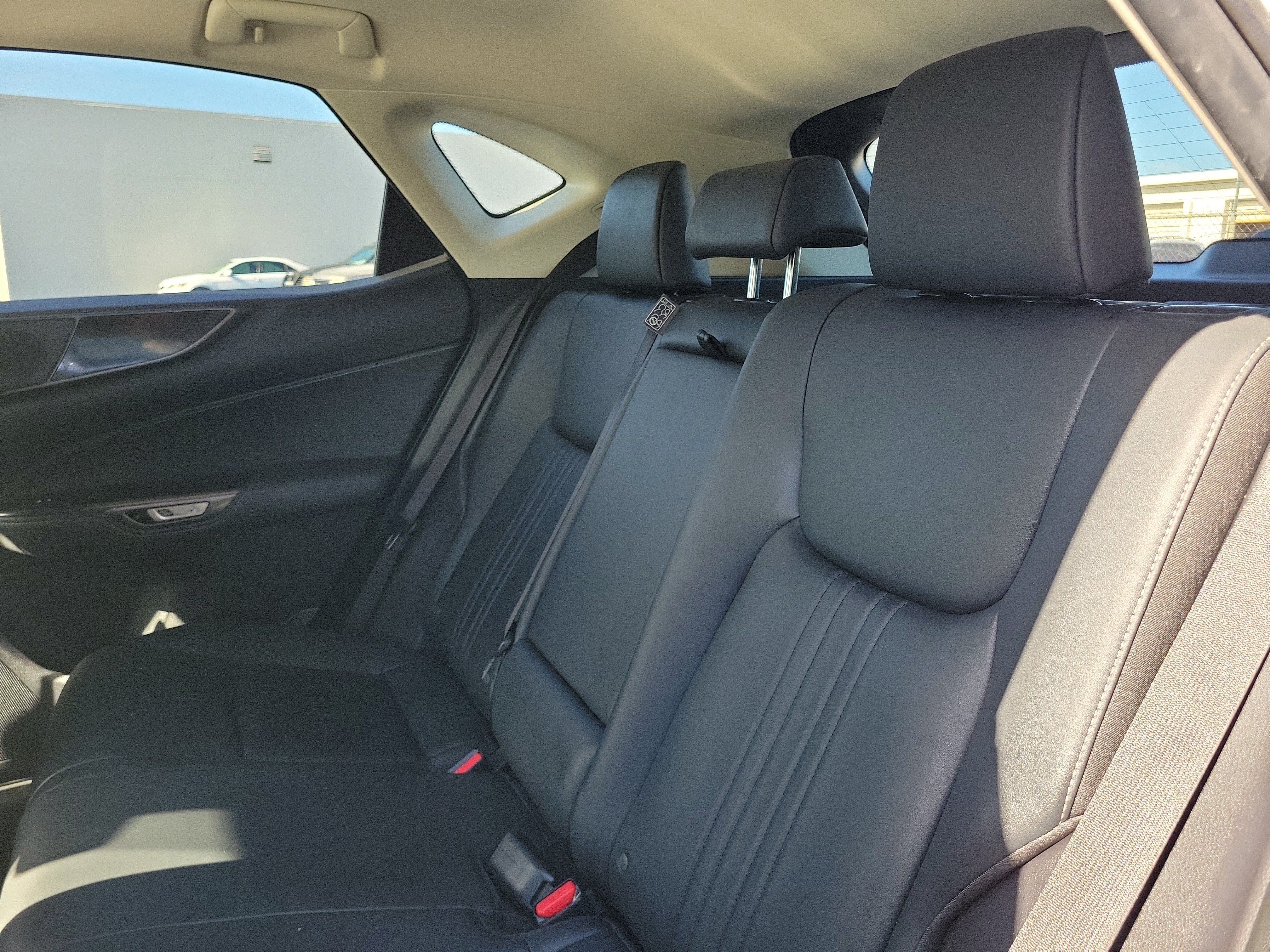 Used 2023 Lexus NX 250 FWD w/ Towing Package (2000 Lbs) image 10