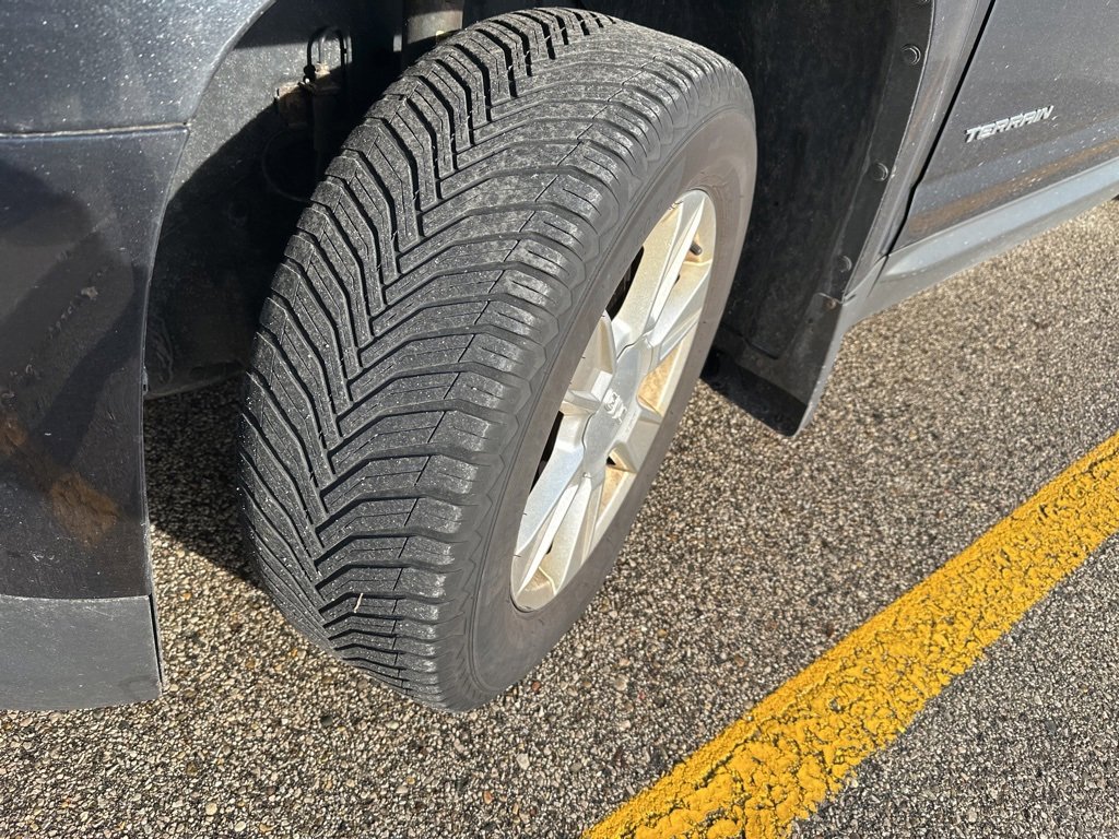 Used 2013 GMC Terrain SLE w/ LPO, Protection Package image 12