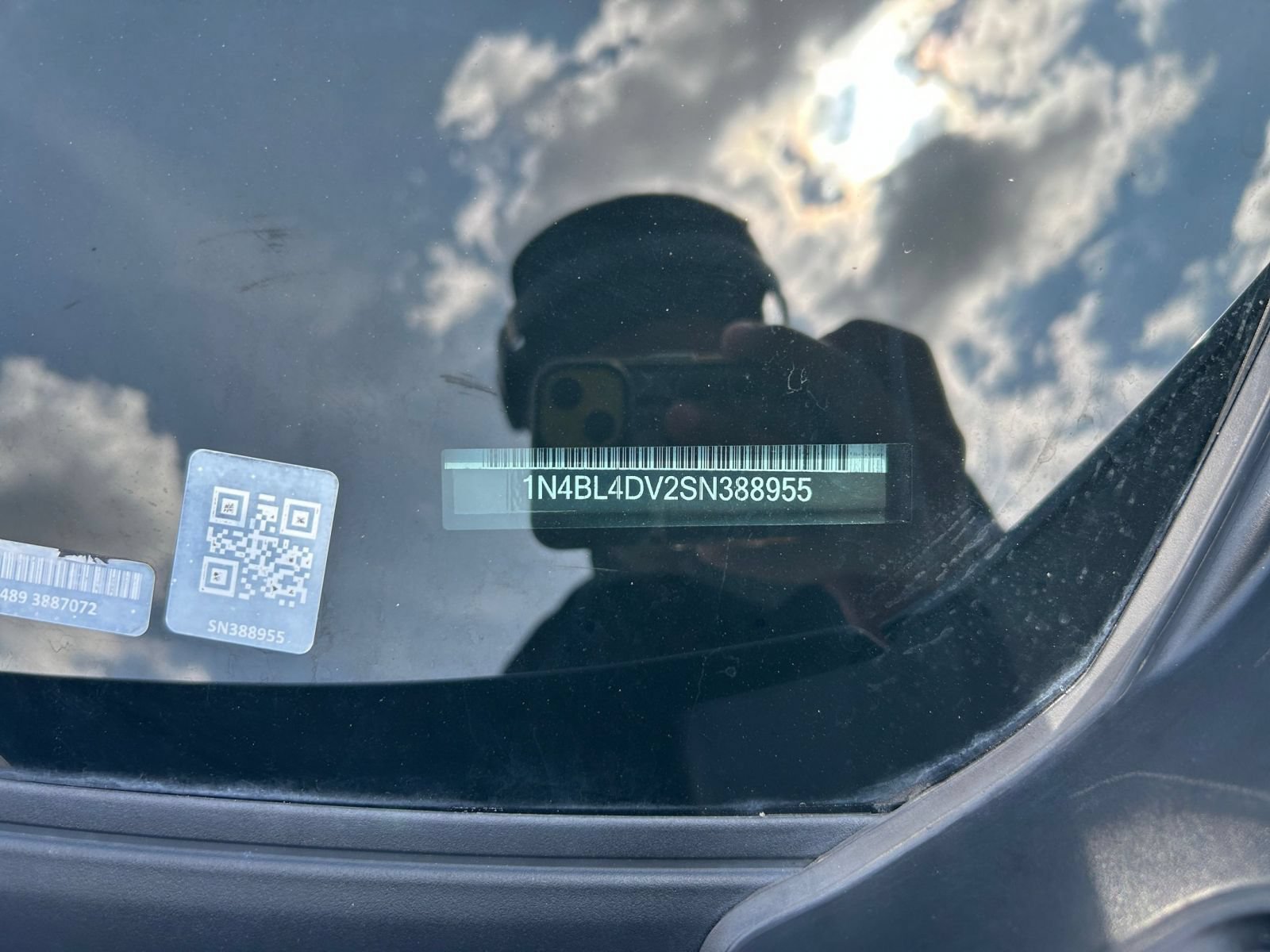 Used 2025 Nissan Altima 2.5 SV FWD image 19