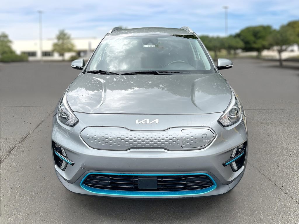 Used 2022 Kia Niro EX image 2