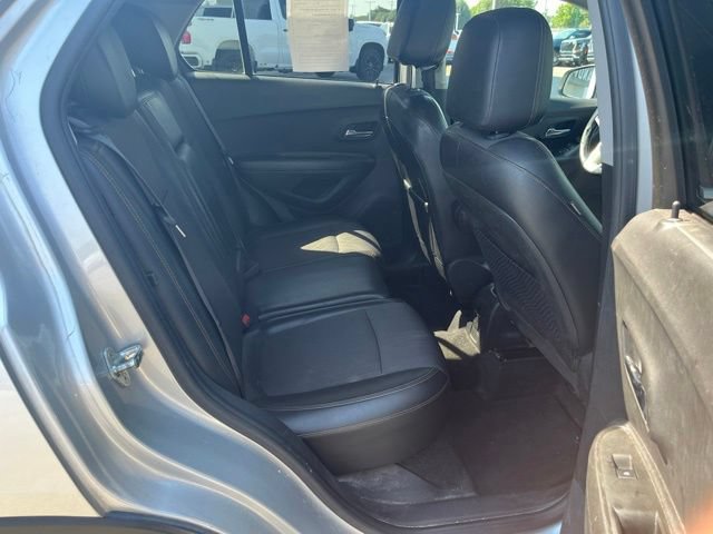 Used 2018 Chevrolet Trax LT w/ LT Convenience Package FWD image 33