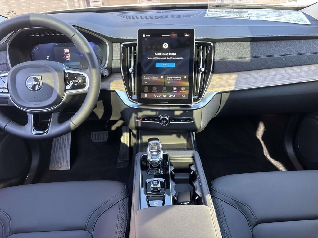 New 2026 Volvo XC90 B6 Plus w/ Protection Package Premier image 29