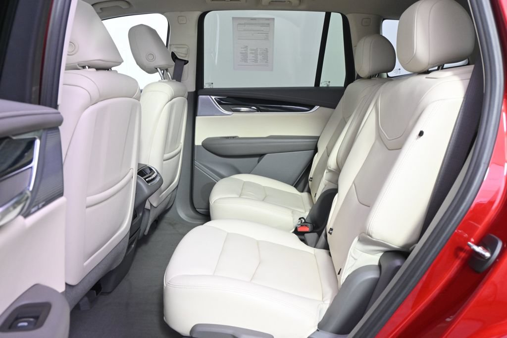 Certified 2024 Cadillac XT6 Premium Luxury w/ Technology Package AWD/4WD image 21