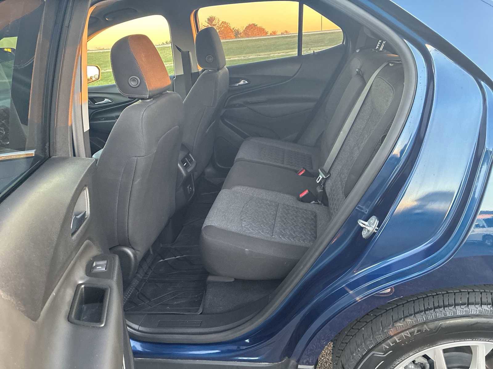 Used 2023 Chevrolet Equinox LT image 23