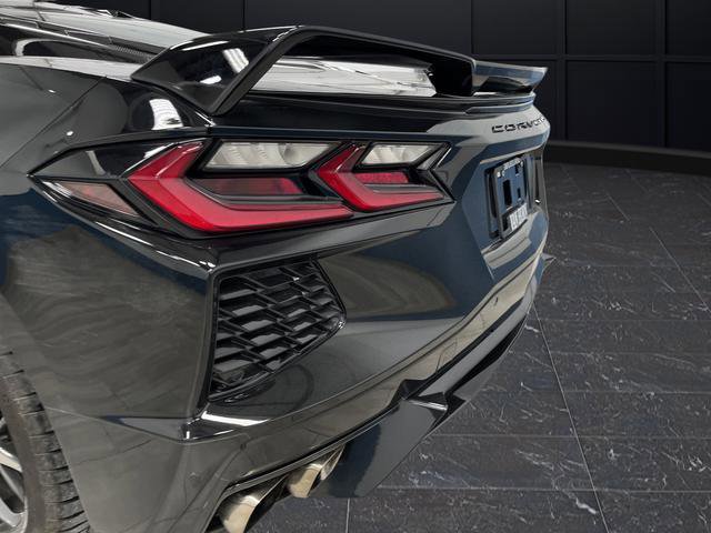Used 2020 Chevrolet Corvette Stingray Premium Cpe w/ 3LT Preferred Equipment Group image 31