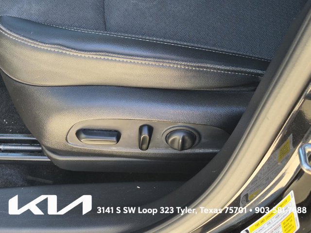 Used 2021 Buick Encore GX Select FWD image 18