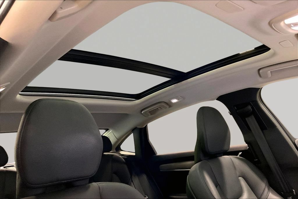 Certified 2023 Volvo S90 B6 Plus w/ Protection Package Premier AWD/4WD image 27