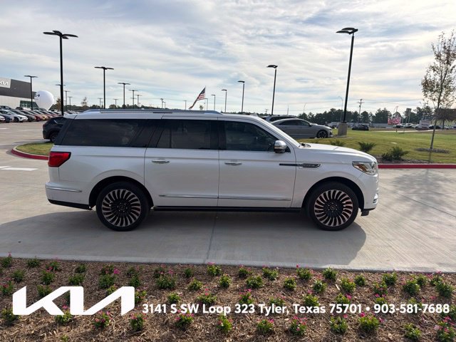 Used 2018 Lincoln Navigator L Black Label AWD/4WD image 13