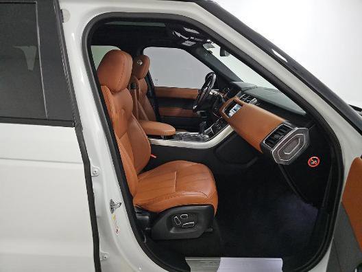Used 2014 Land Rover Range Rover Sport Supercharged AWD/4WD image 8
