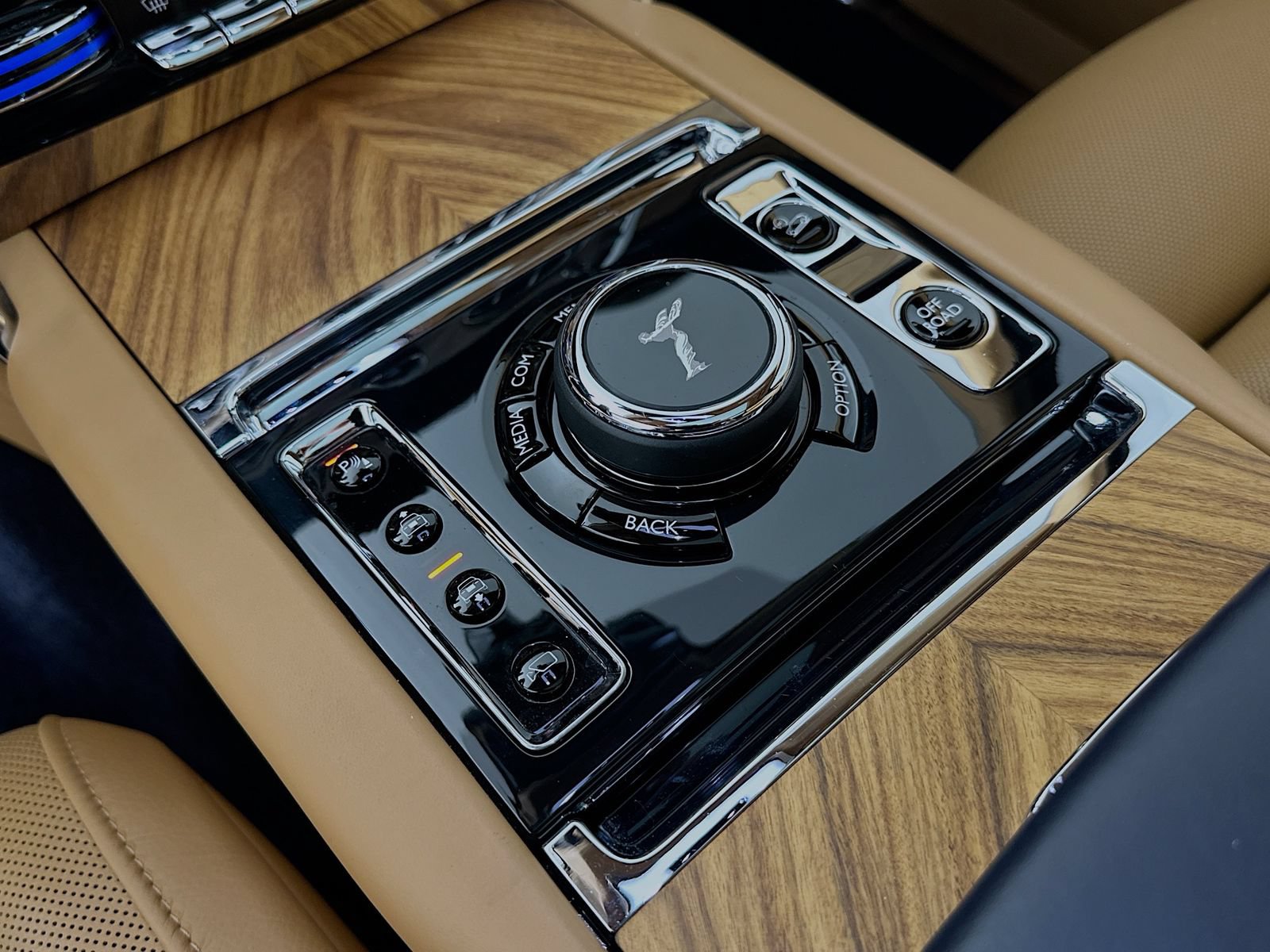 Used 2019 Rolls-Royce Cullinan AWD/4WD image 30