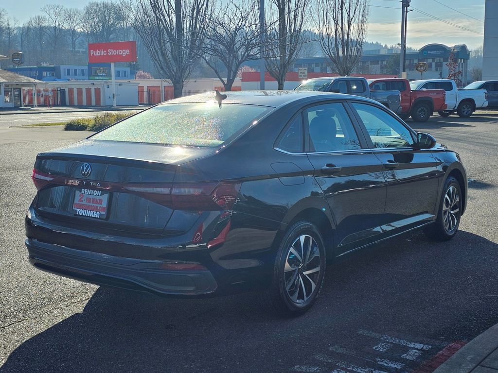 Used 2025 Volkswagen Jetta S image 5