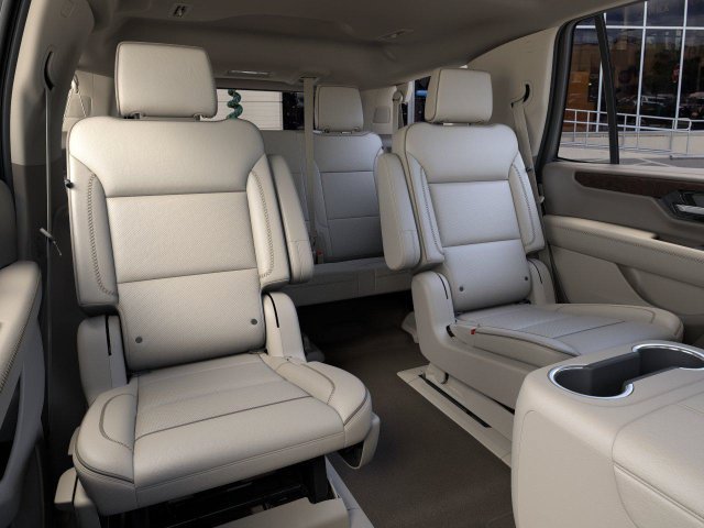 New 2026 GMC Yukon Denali w/ Denali Reserve Package AWD/4WD image 17