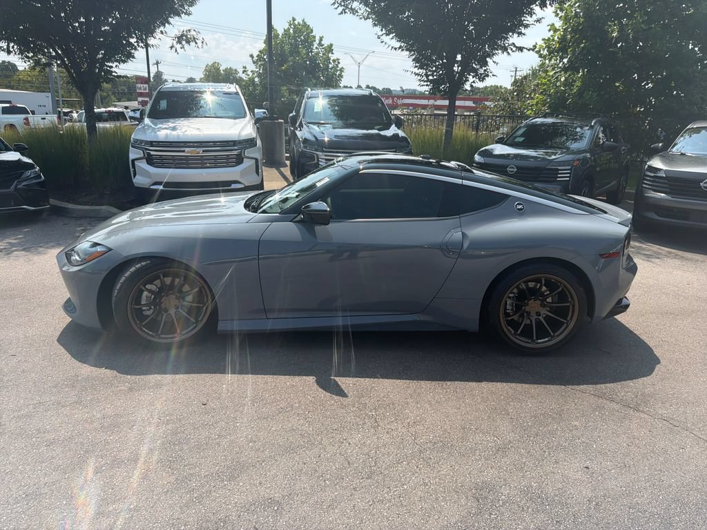 Certified 2026 Nissan Z Sport w/ Floor Mat Package RWD image 5