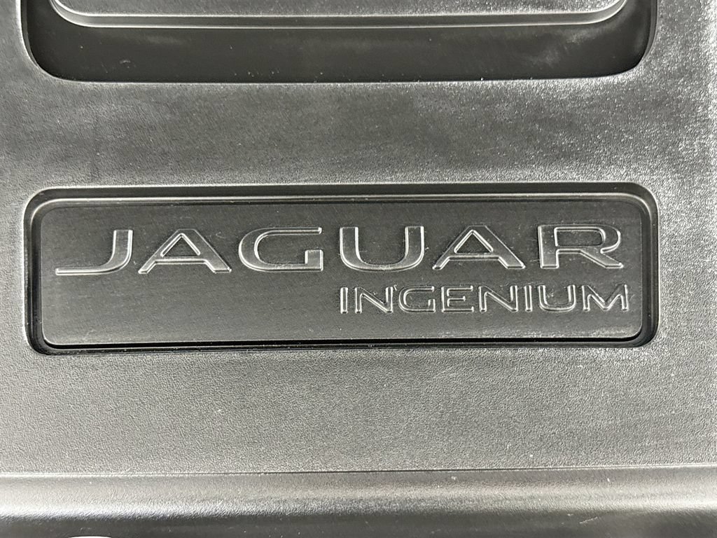 Used 2024 Jaguar F-PACE R-Dynamic S AWD/4WD image 22