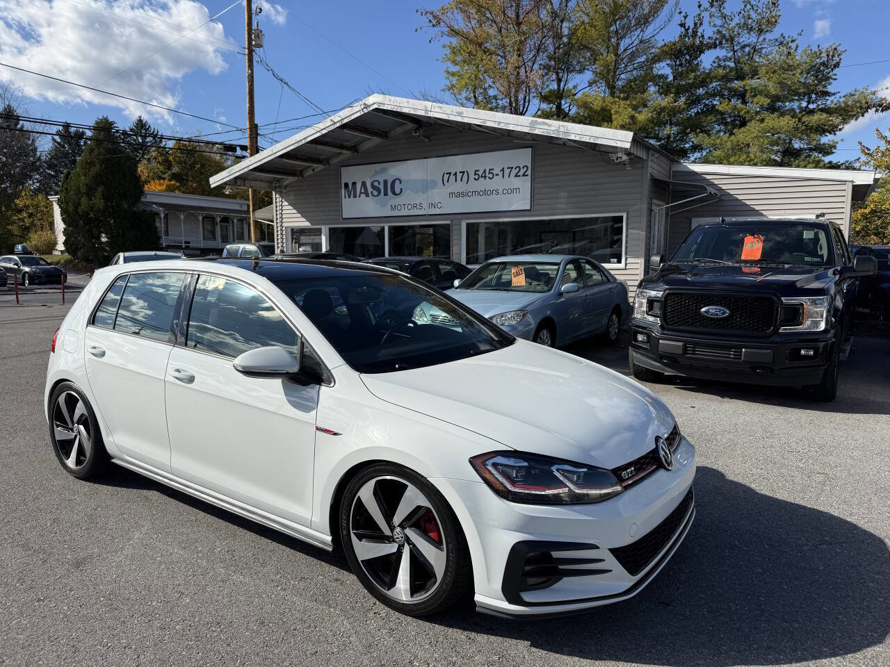 Used 2018 Volkswagen GTI SE image 13