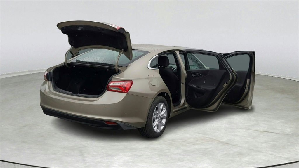 Used 2022 Chevrolet Malibu LT image 13