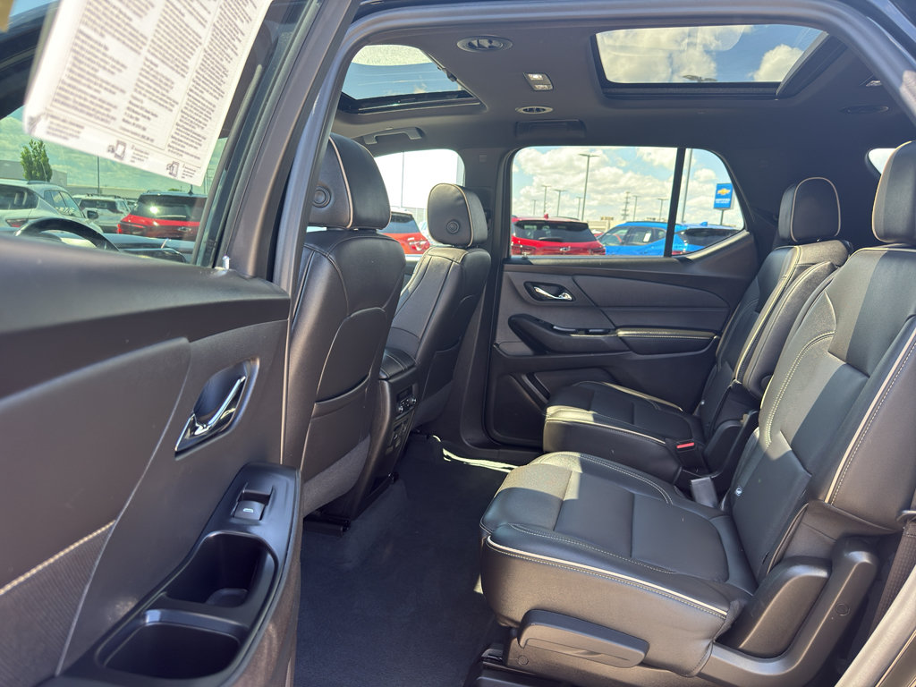 Certified 2023 Chevrolet Traverse Premier w/ Redline Edition AWD/4WD image 30