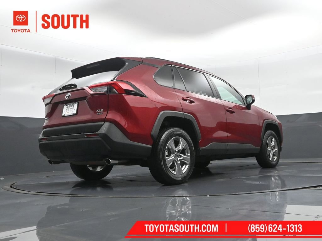 Used 2025 Toyota RAV4 XLE image 35