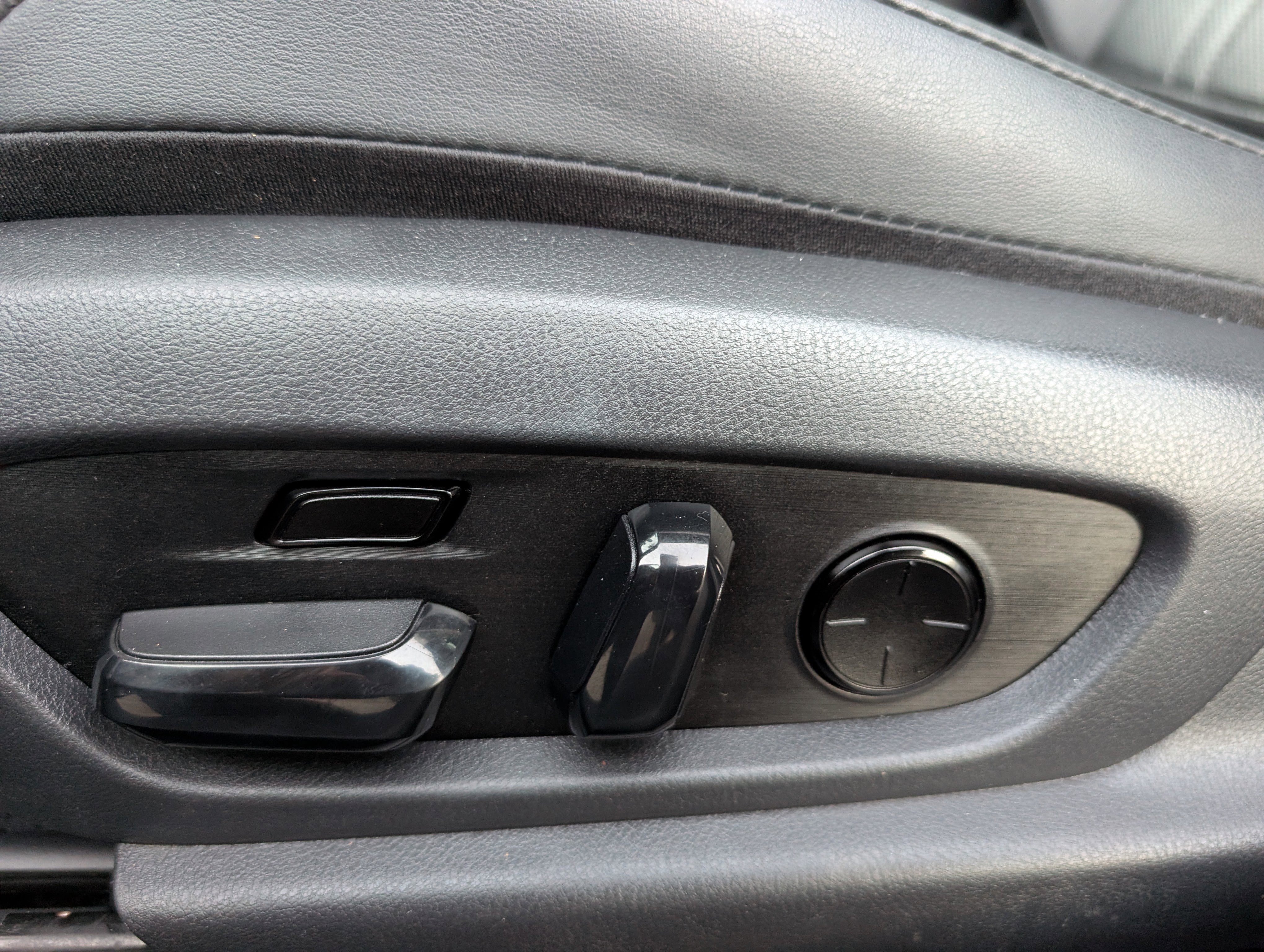 Certified 2019 Lexus ES 350 w/ Accessory Package image 22