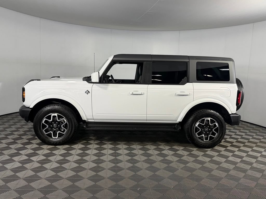 Used 2025 Ford Bronco Outer Banks AWD/4WD image 10