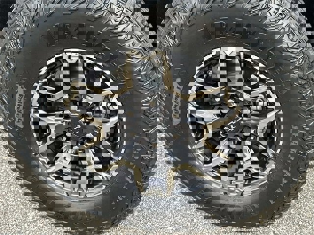 New 2025 Chevrolet Colorado ZR2 image 33