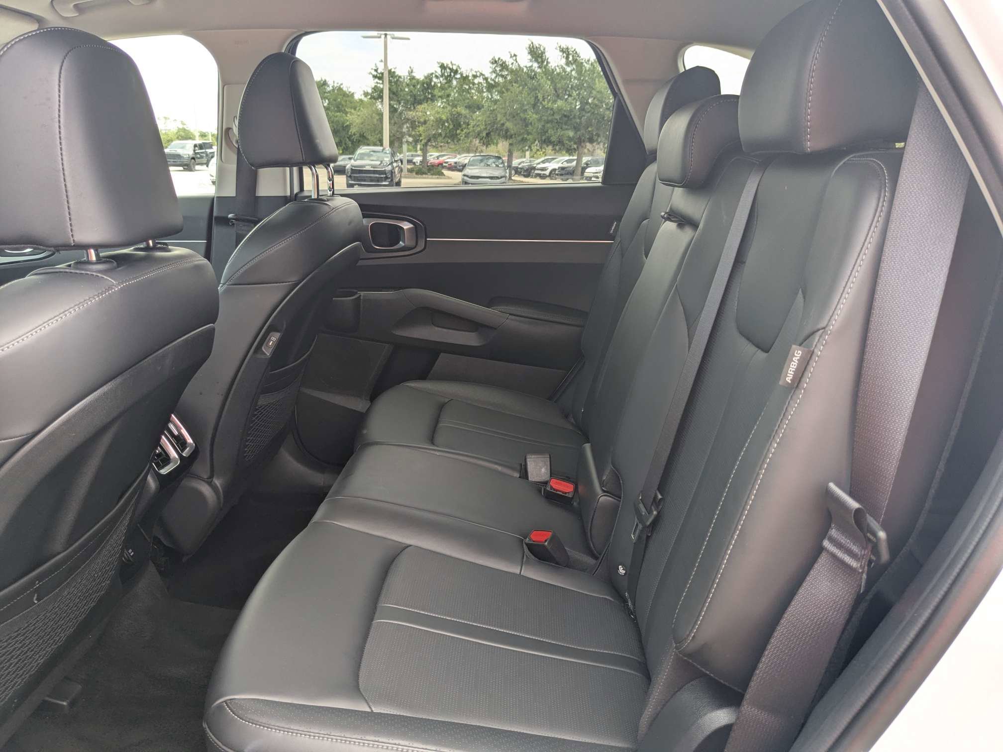 Certified 2025 Kia Sorento S AWD/4WD image 14
