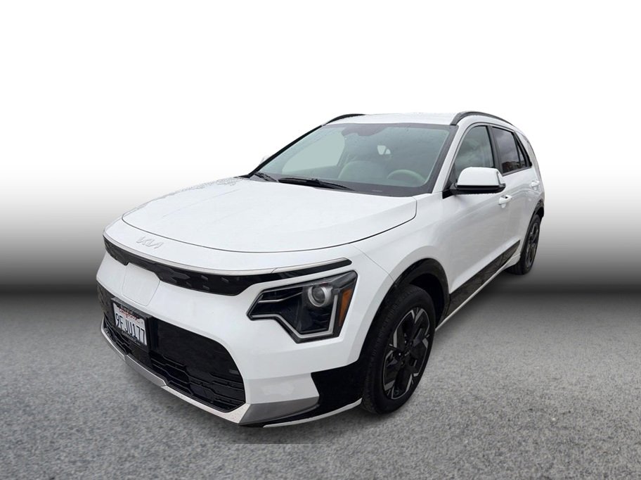 Certified 2023 Kia Niro Wind