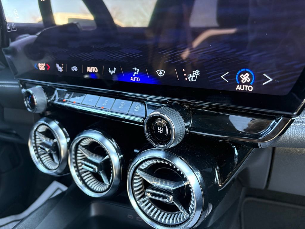 Used 2024 Chevrolet Blazer EV LT image 38