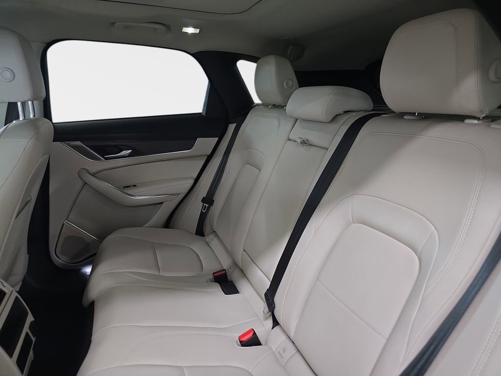 Used 2021 Jaguar F-PACE image 14