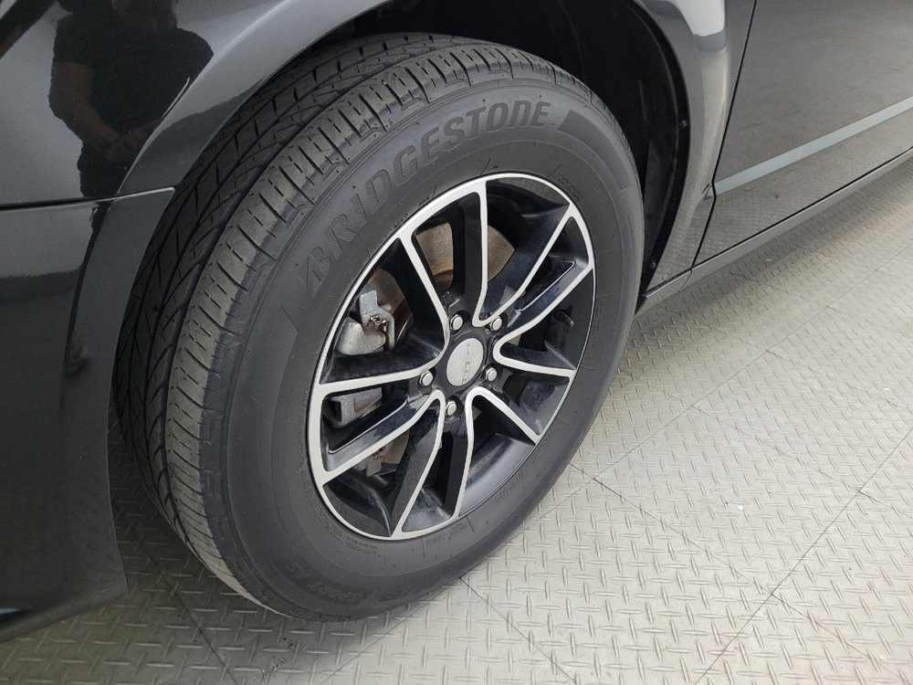 Used 2018 Dodge Grand Caravan GT FWD image 31