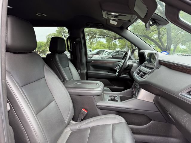 Used 2022 Chevrolet Suburban LT RWD image 16
