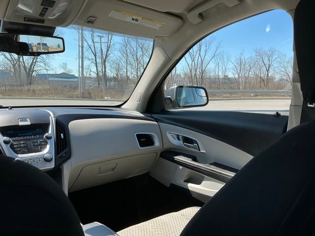 Used 2014 Chevrolet Equinox LS image 29