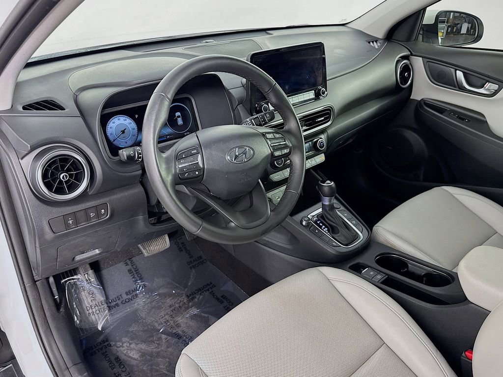 Used 2022 Hyundai Kona Limited image 18