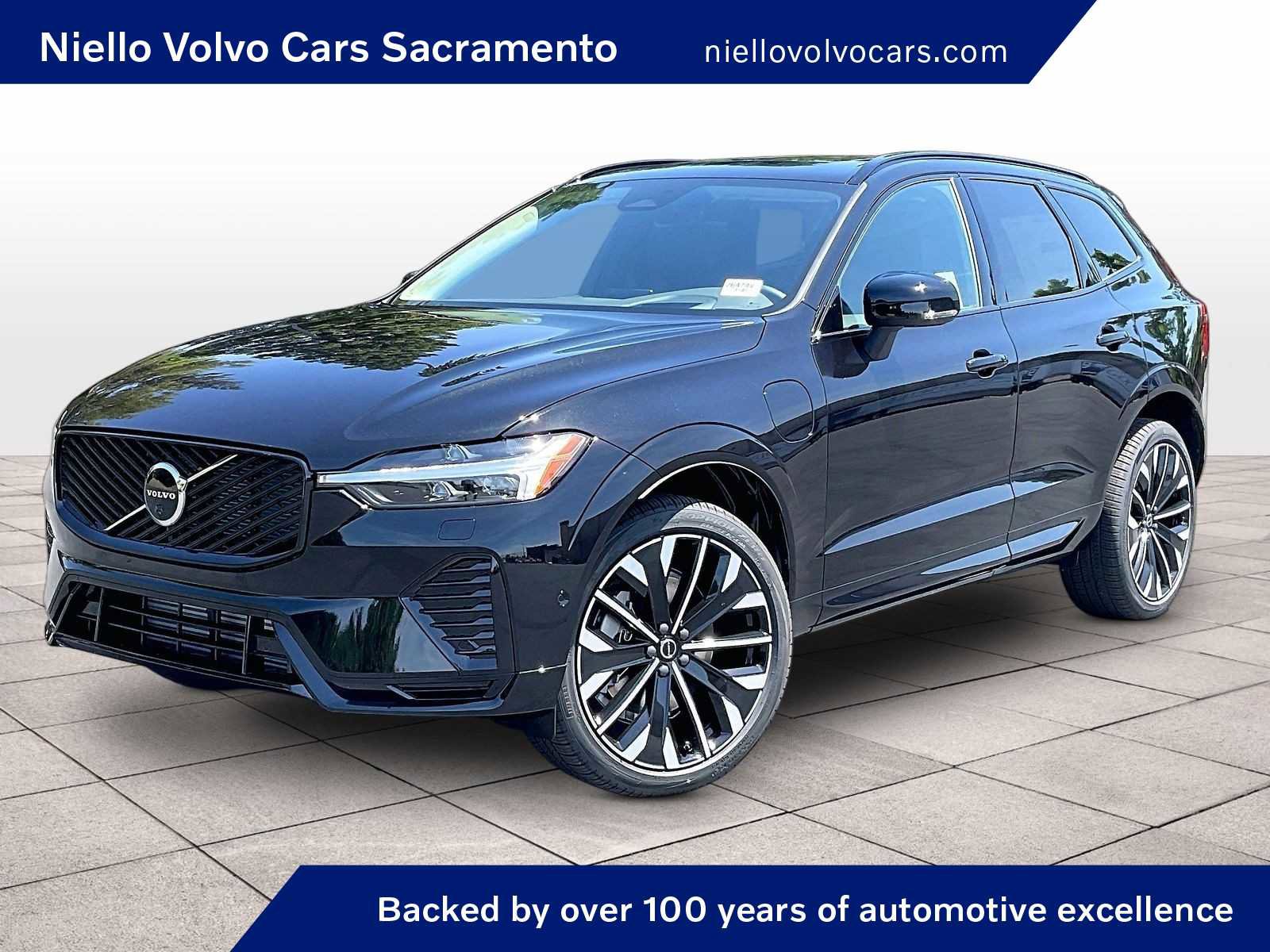 New 2026 Volvo XC60 T8 Ultra w/ Climate Package