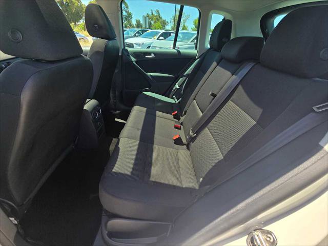 Used 2013 Volkswagen Tiguan S AWD/4WD image 18