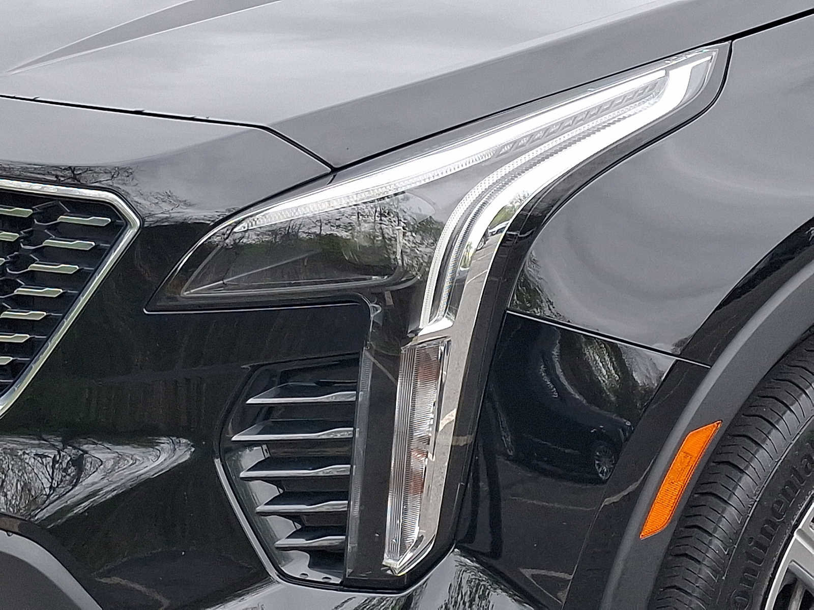 Used 2023 Cadillac XT4 Premium Luxury AWD/4WD image 9