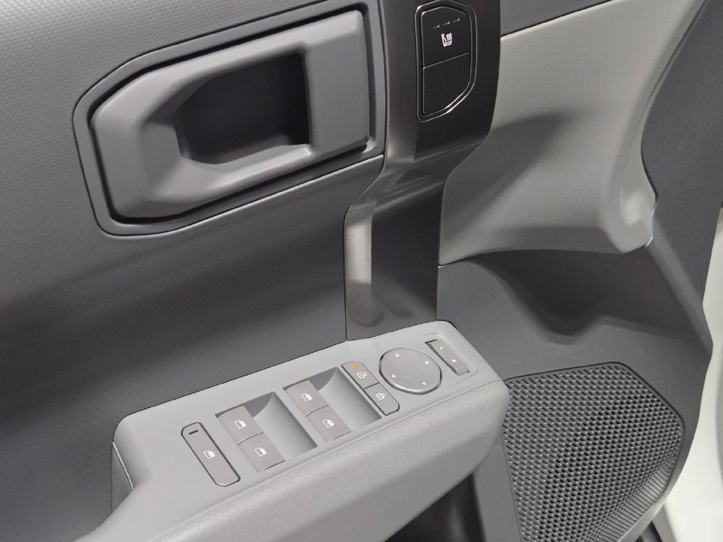 New 2027 Kia EV3 Wind FWD image 14