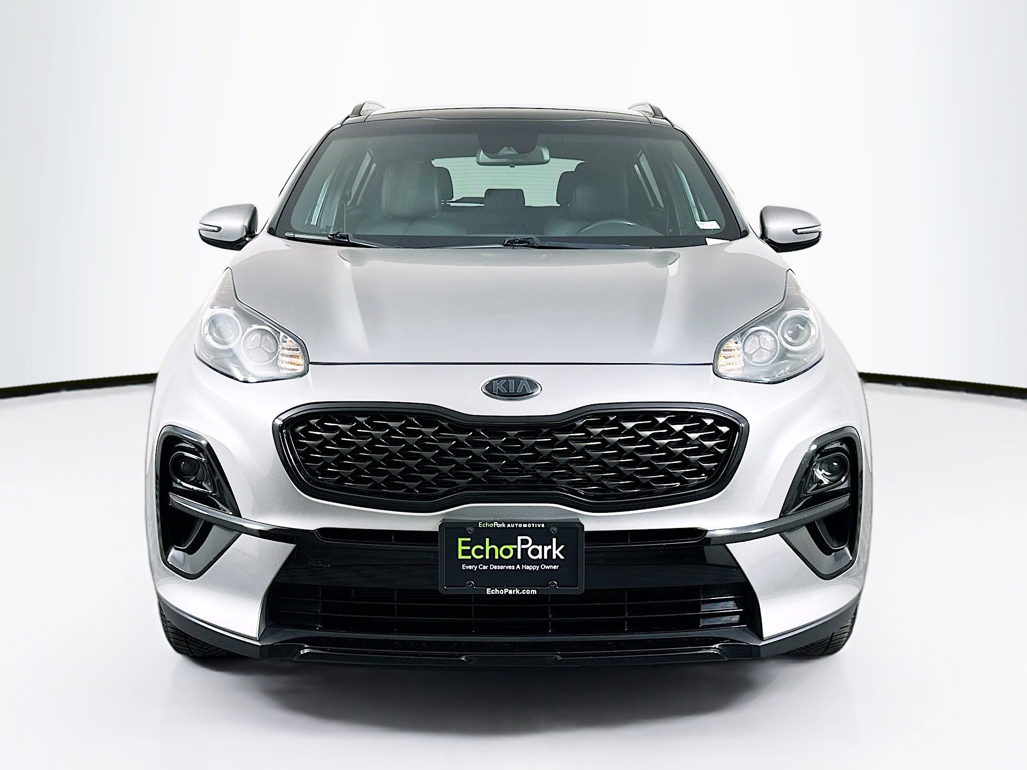 Used 2022 Kia Sportage Nightfall Edition image 2