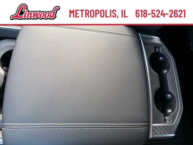 New 2026 RAM 1500 4x4 Crew Cab image 19