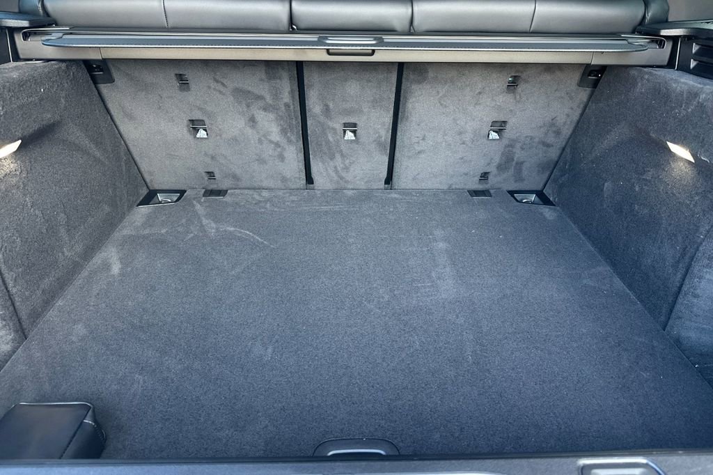 New 2026 BMW X5 sDrive40i w/ Climate Comfort Package image 16