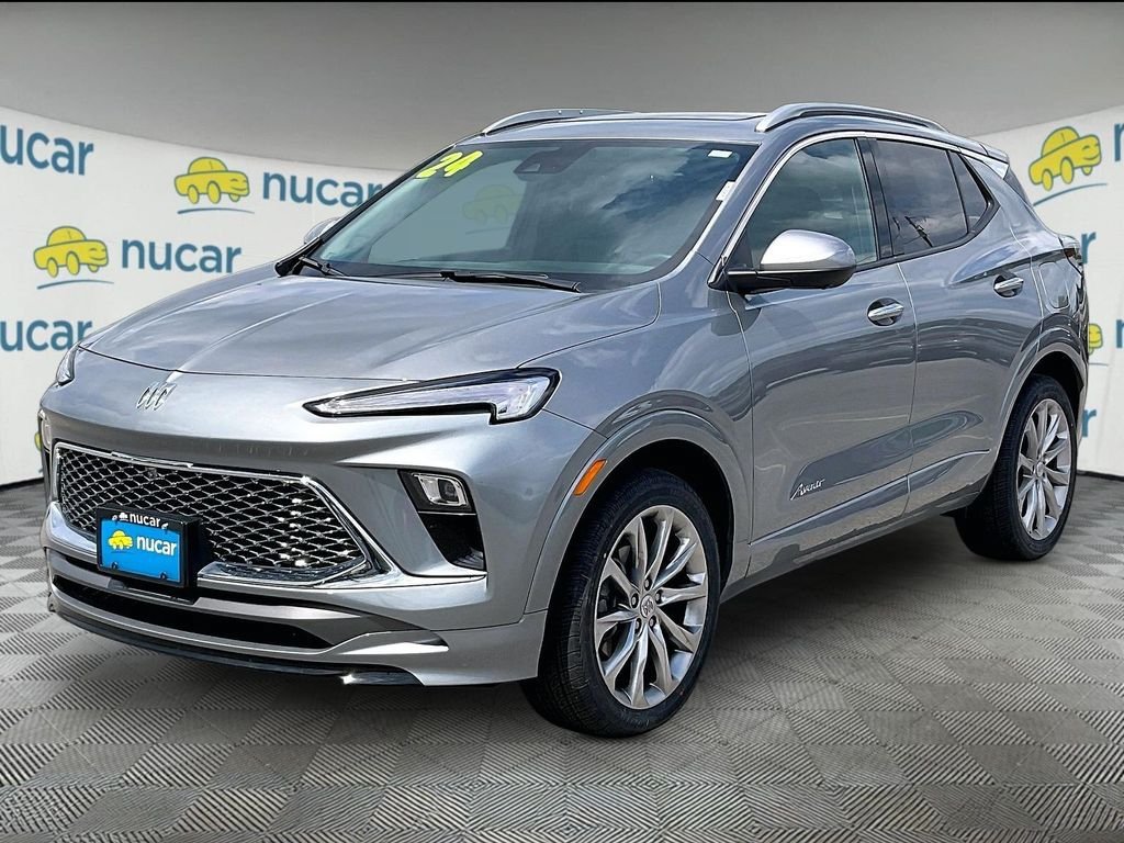 Used 2024 Buick Encore GX Avenir w/ Avenir Technology Package AWD/4WD image 3