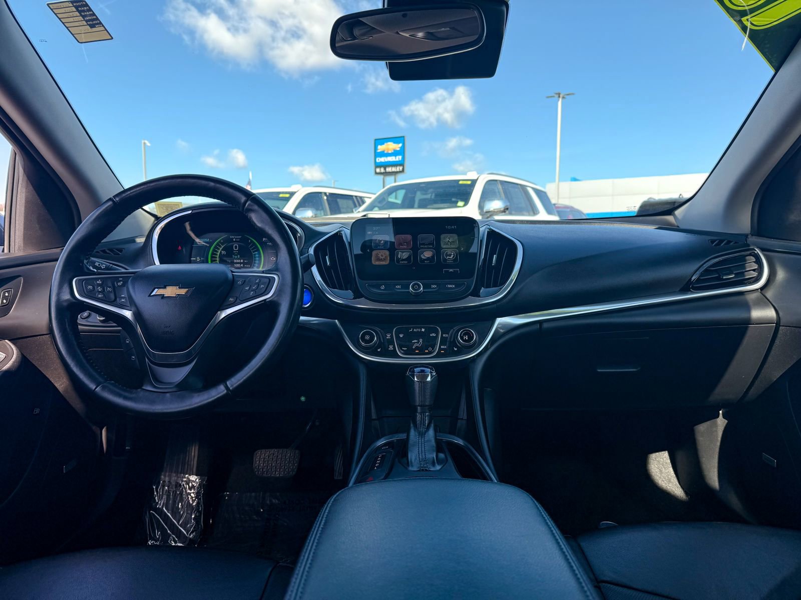 Certified 2018 Chevrolet Volt Premier w/ Driver Confidence Package image 25