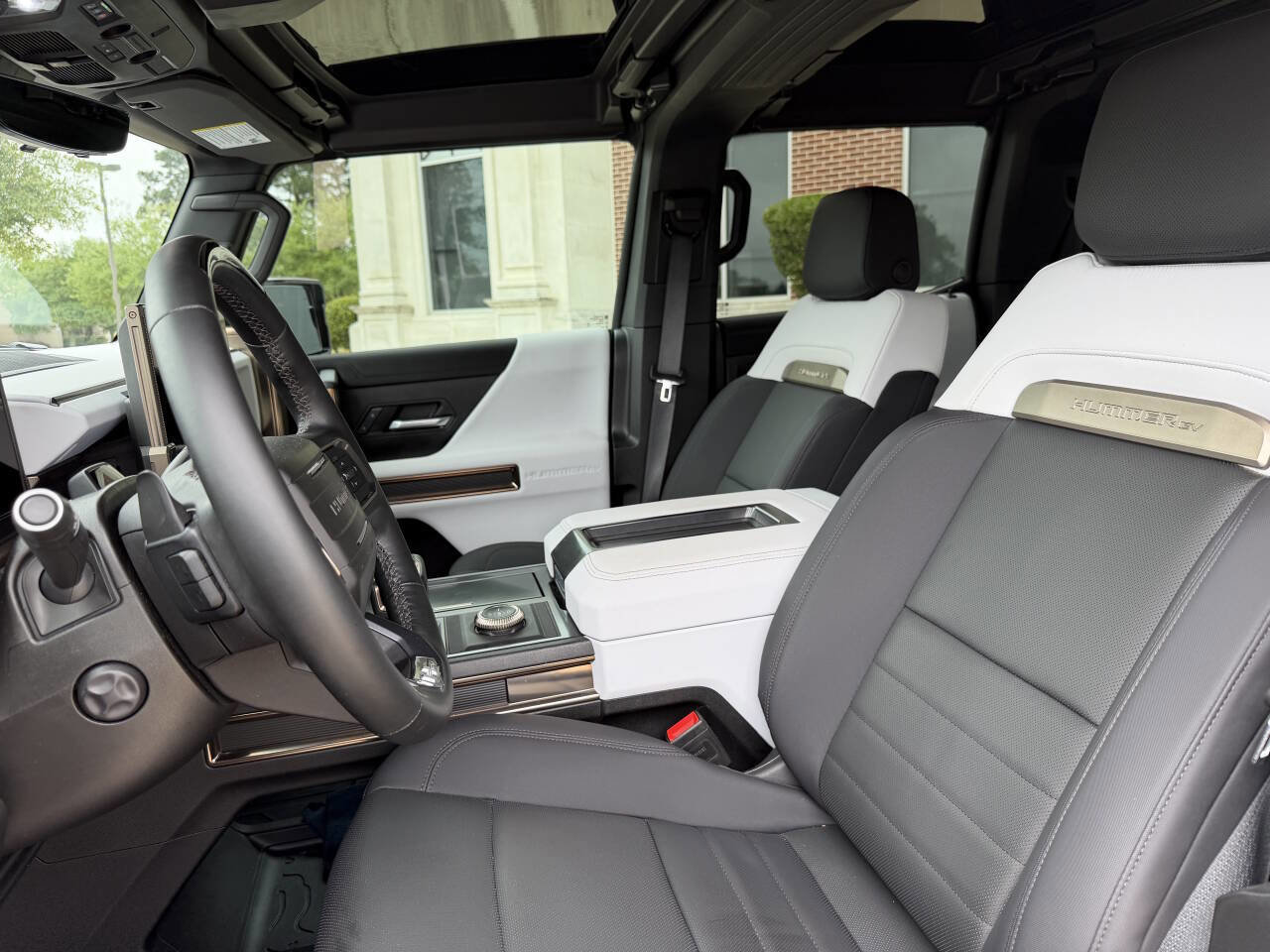 Used 2025 GMC Hummer EV 2X AWD/4WD image 26